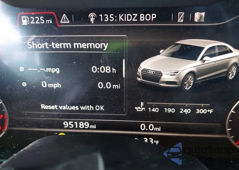 2017 Audi A3 2.0T Premium z USA, uszkodzony, nr VIN WAUJ8GFF8H1065294